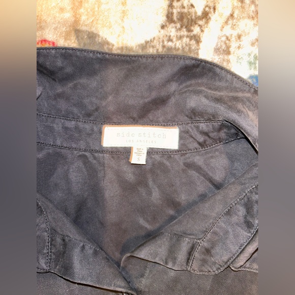 Side Stitch Button Down Top - Picture 3 of 4